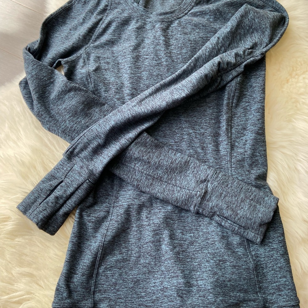 Lululemon long sleeve top